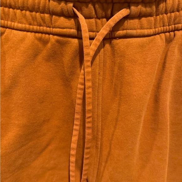 Lululemon Burnt Orange Shorts Size 12 - Picture 10 of 10